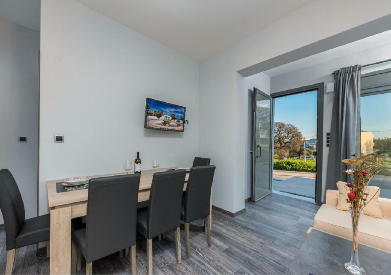 Asteria & Iliada Sea View Appartement Asgourou